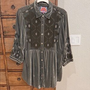 Johnny Was Olive Green Tunic